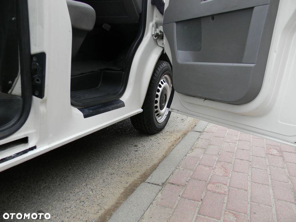 Volkswagen Transporter - 31