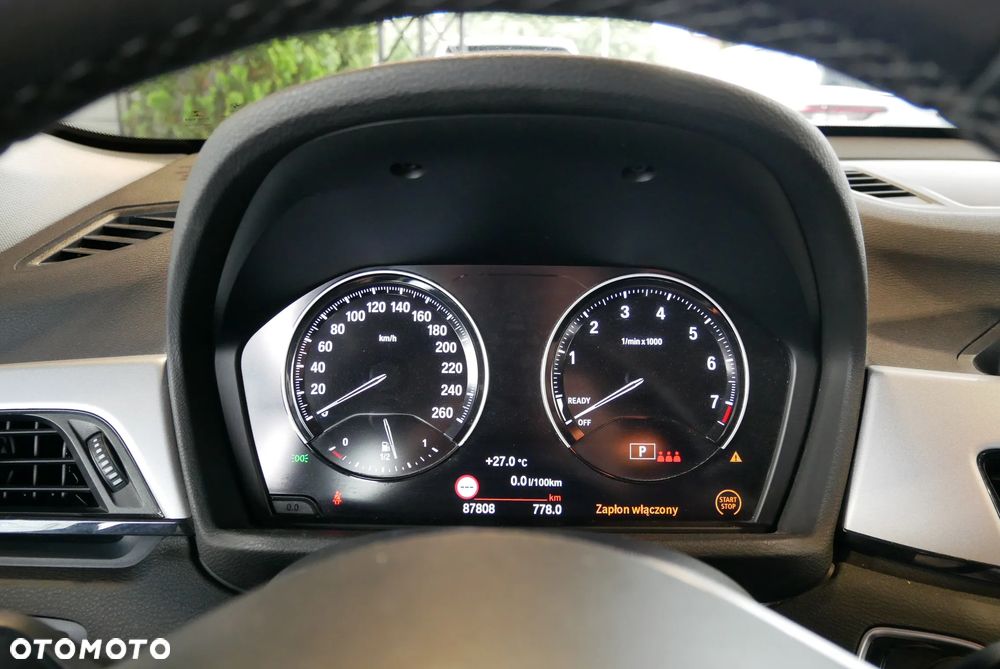 BMW X1 sDrive18i Business Edition - 23