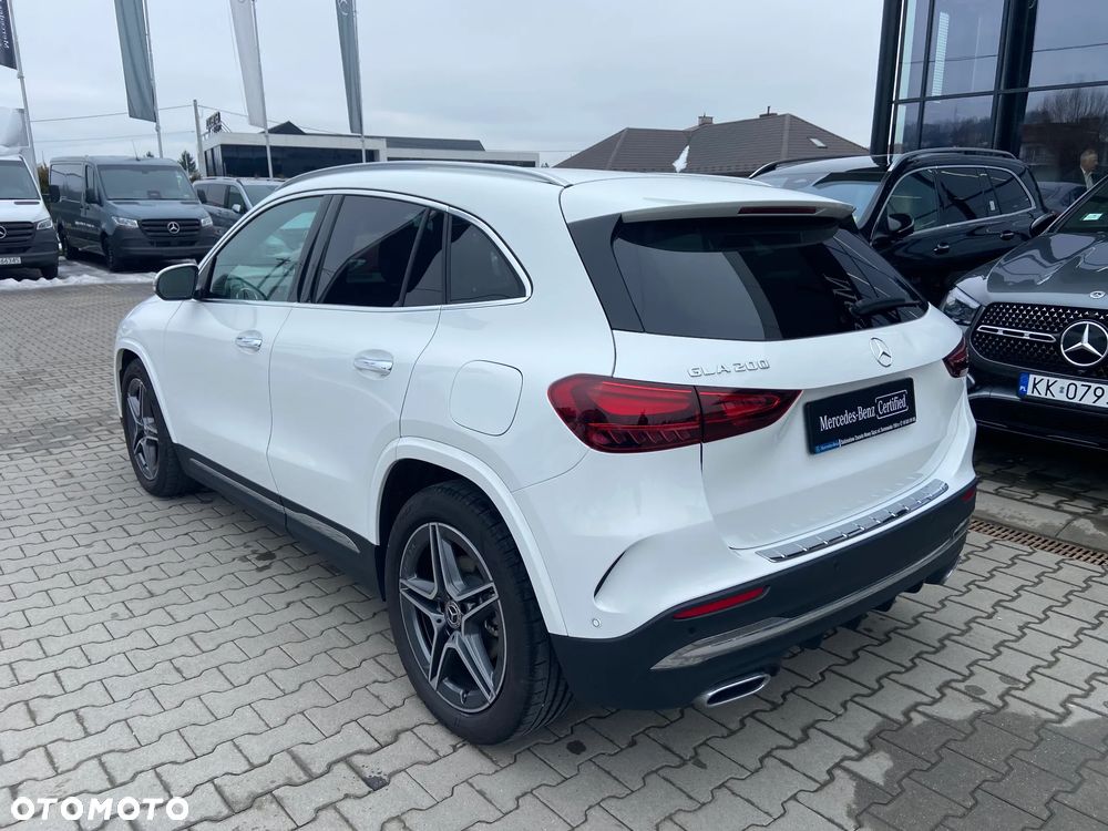 Mercedes-Benz GLA 200 mHEV AMG Line 7G-DCT - 4