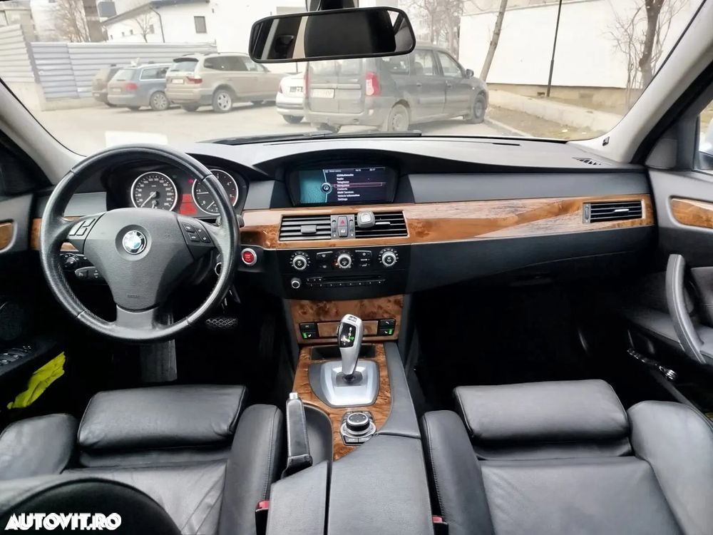 BMW Seria 5 520d Aut. Special Edition - 22