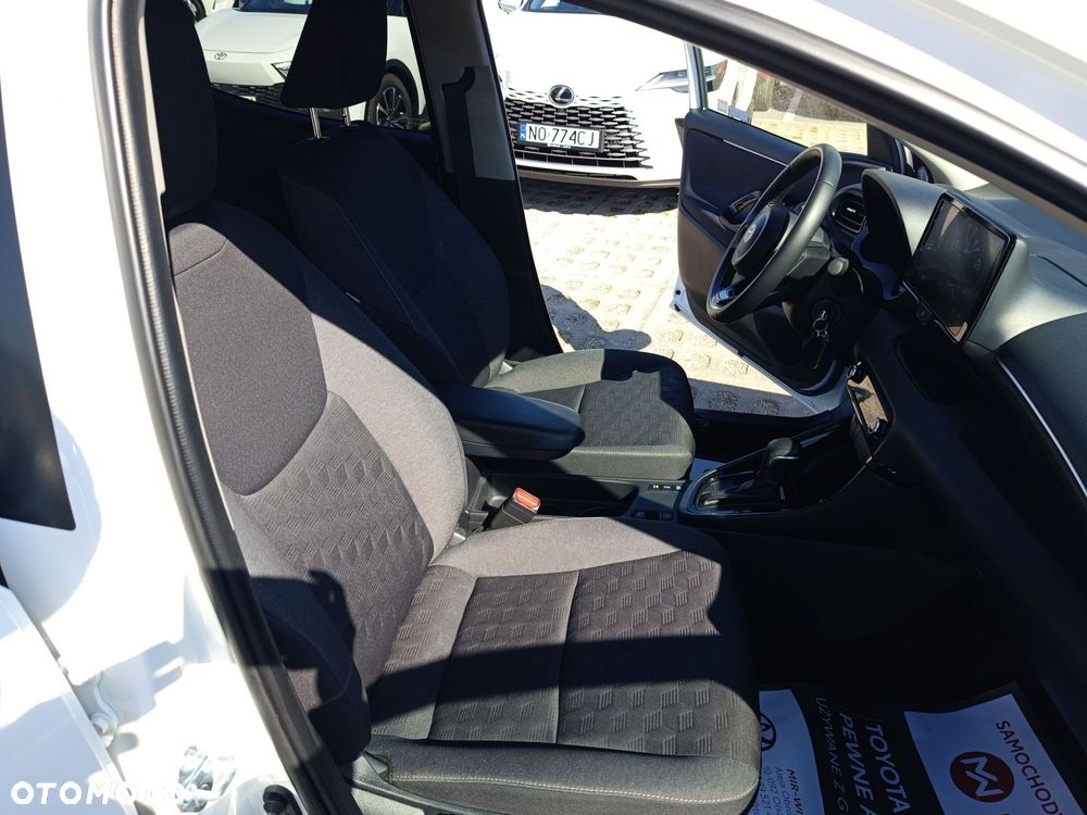 Toyota Yaris - 20