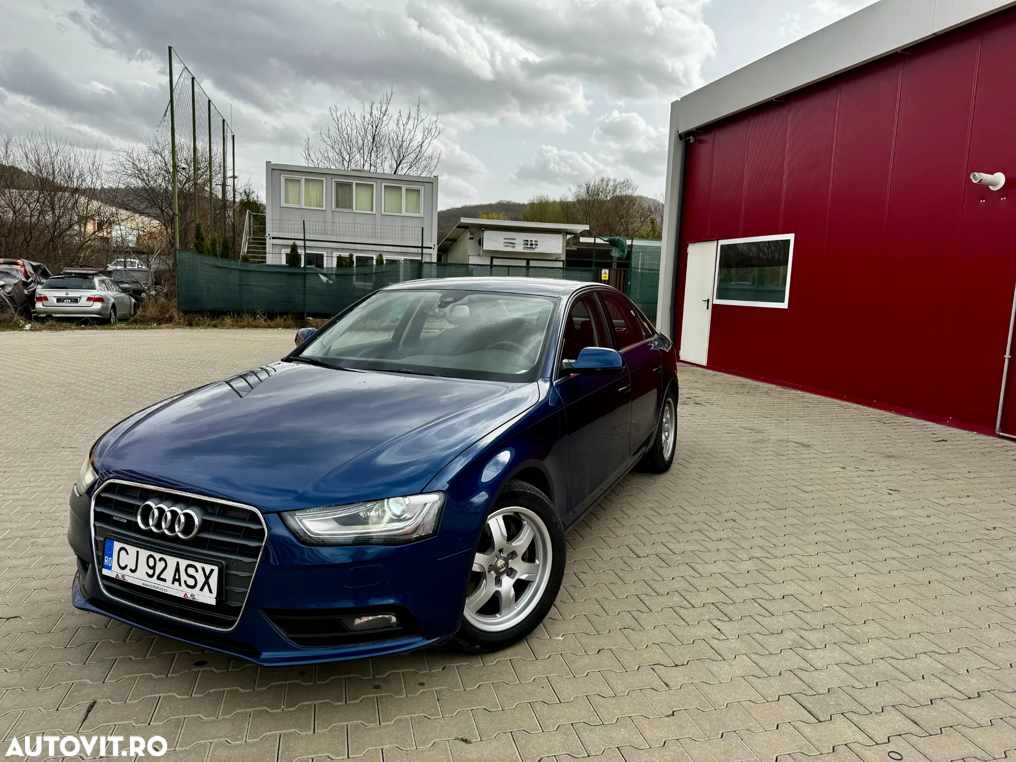 Audi A4 3.0 TDI DPF clean diesel quattro S tronic Ambiente - 4