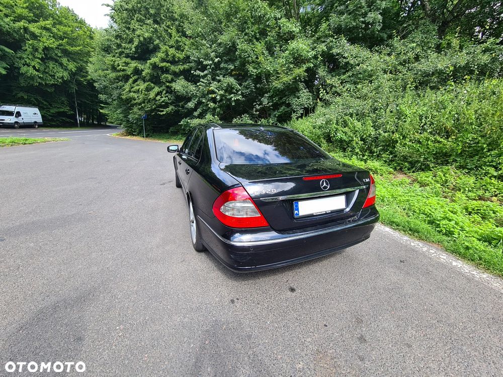 Mercedes-Benz Klasa E 320 CDI Elegance - 3