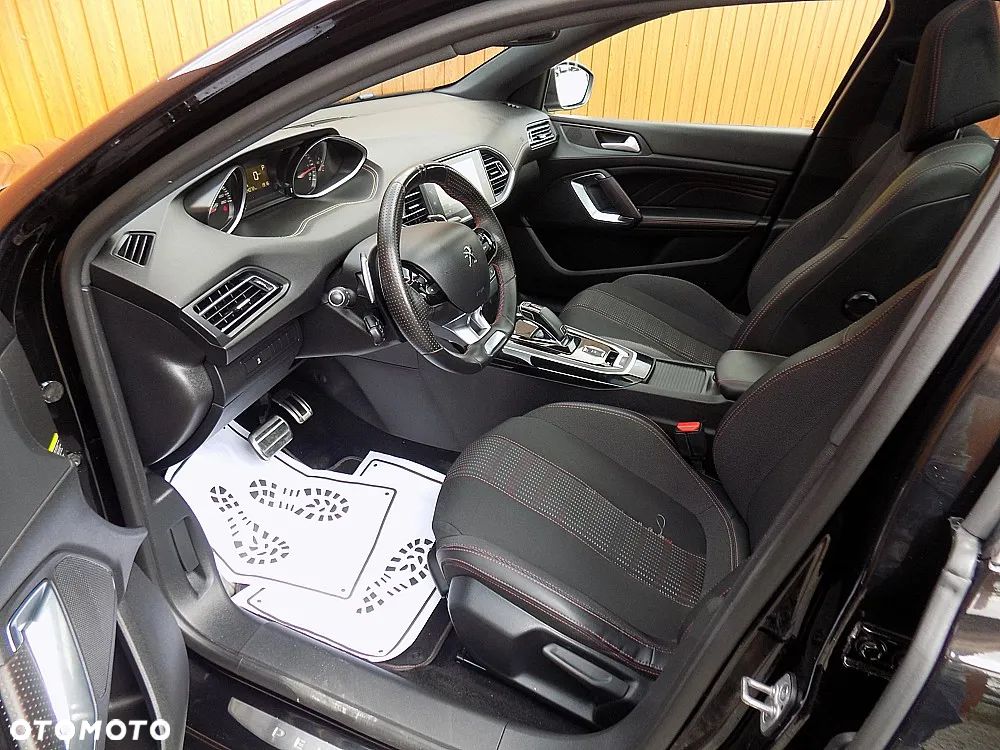 Peugeot 308 1.5 BlueHDi GT Pack S&S EAT8 - 5