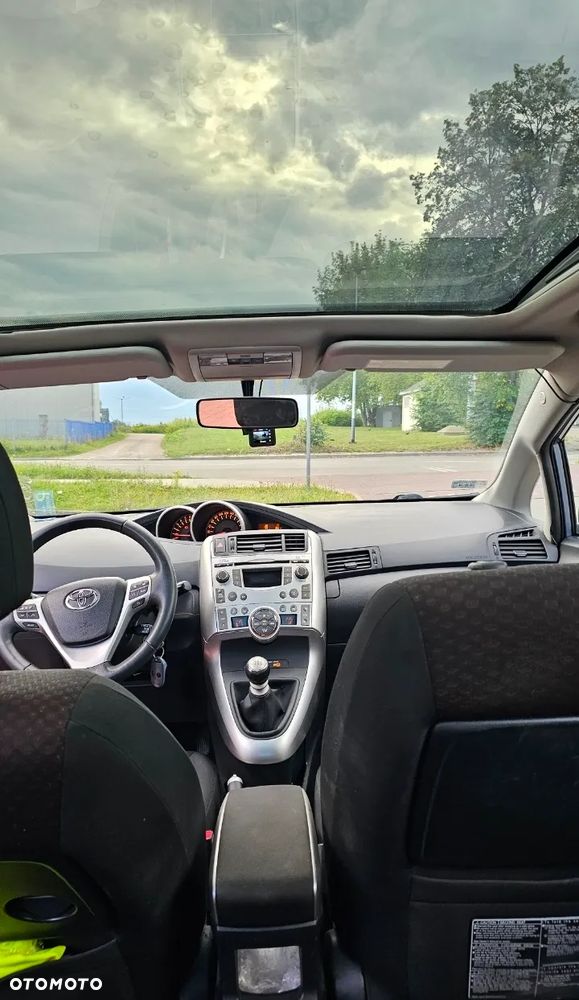 Toyota Verso 1.6 Sol EU5 - 13