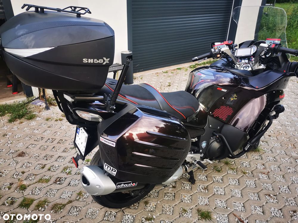 Kawasaki GTR - 3