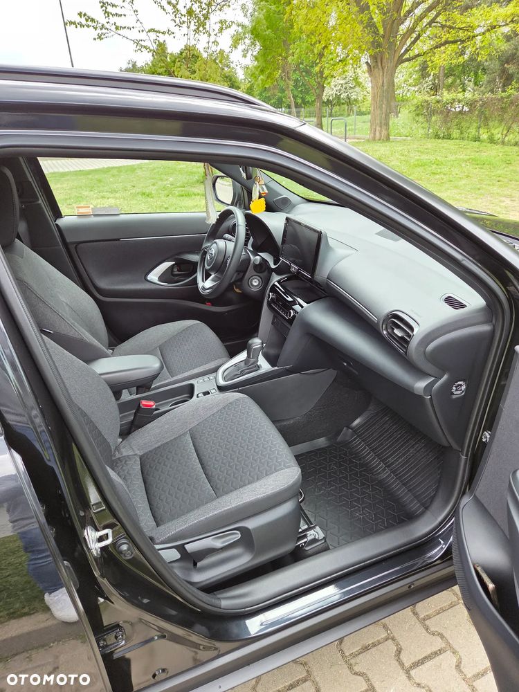 Toyota Yaris Cross Hybrid 1.5 Comfort AWD - 18