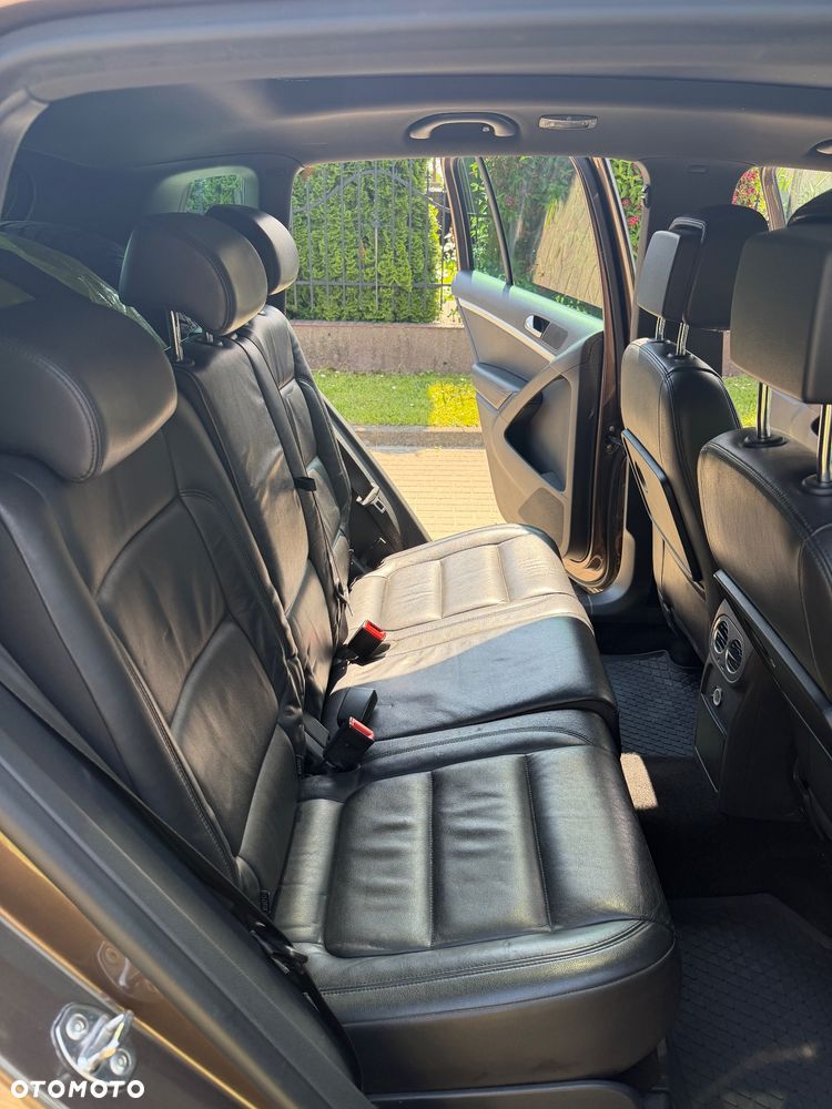 Volkswagen Tiguan 2.0 TDI 4Mot Perfectline R-Style DSG - 24