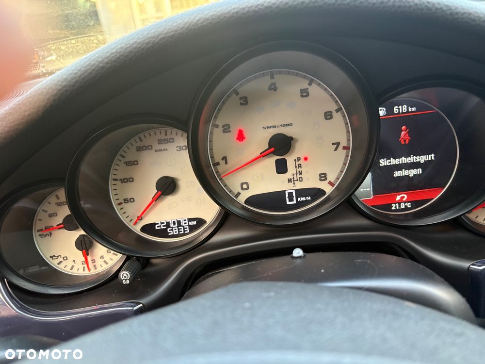 Porsche Panamera 4 - 8