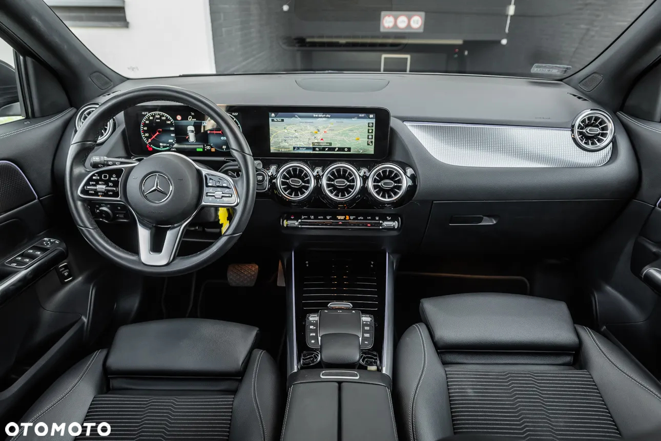 Mercedes-Benz EQA - 34