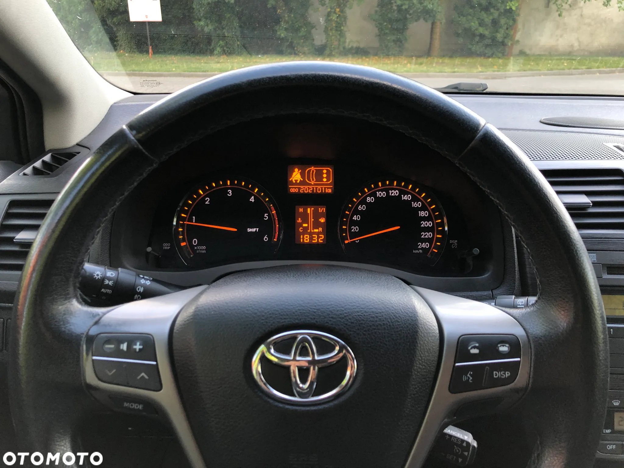 Toyota Avensis Combi 2.0 D-4D - 15