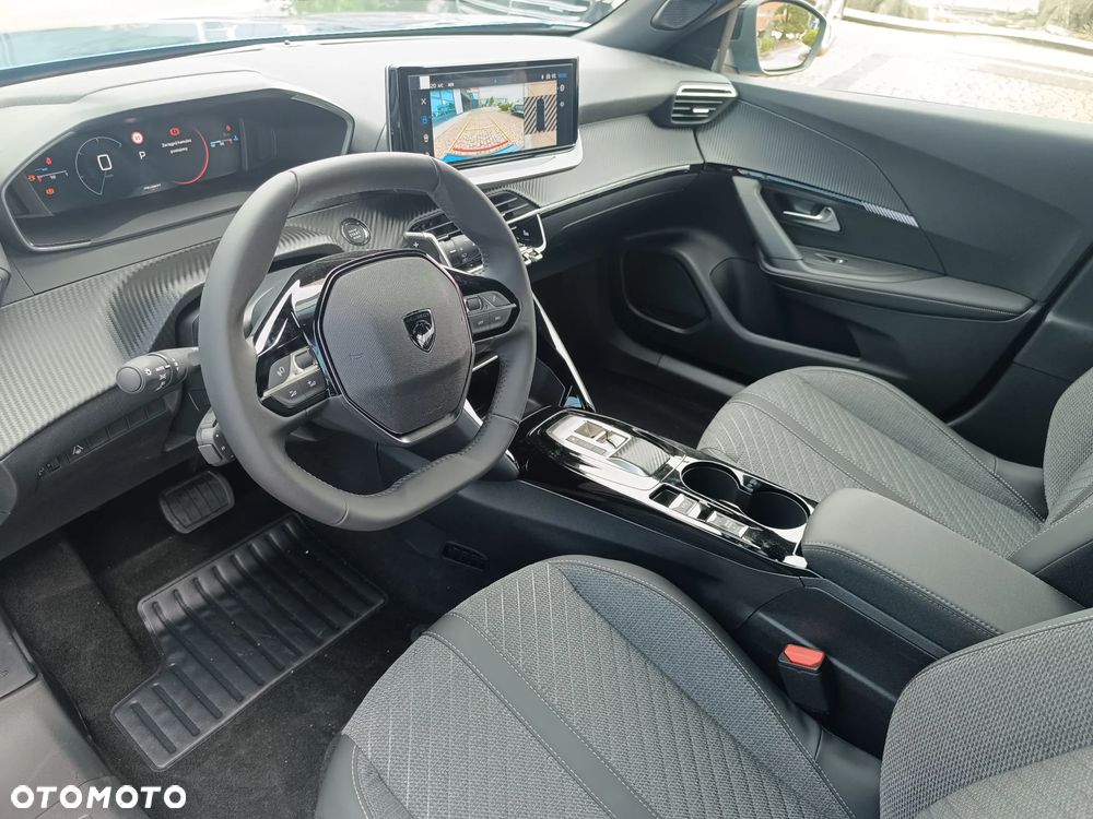 Peugeot 2008 1.2 PureTech Allure S&S EAT8 - 17