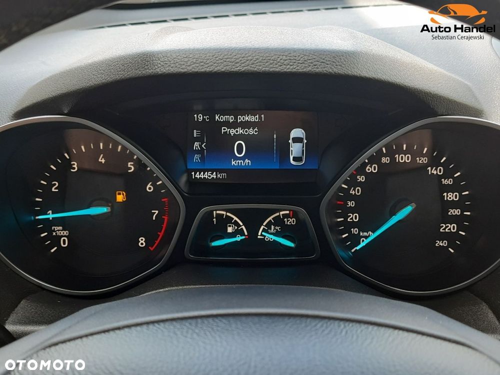 Ford Kuga 1.5 EcoBoost 2x4 Titanium - 20