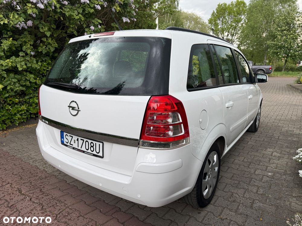 Opel Zafira 1.8 Family - 27
