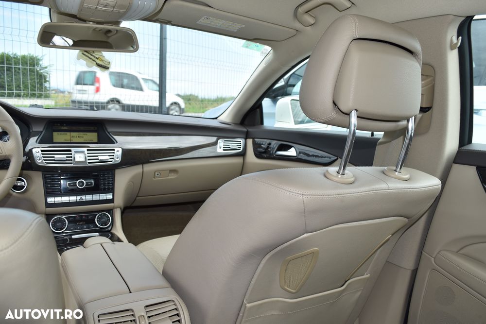 Mercedes-Benz CLS - 14