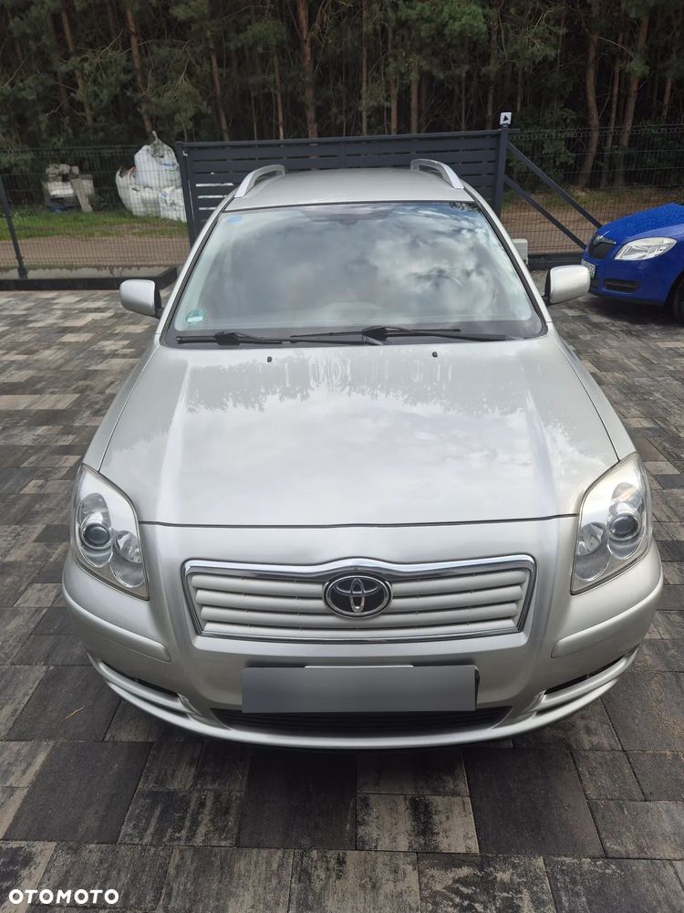 Toyota Avensis 1.8 VVT-i Terra Plus - 17