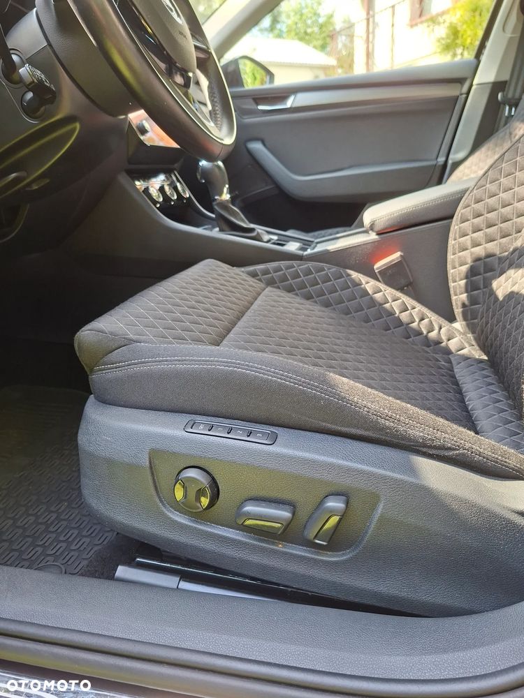 Skoda Superb 2.0 TDI Style DSG7 - 13