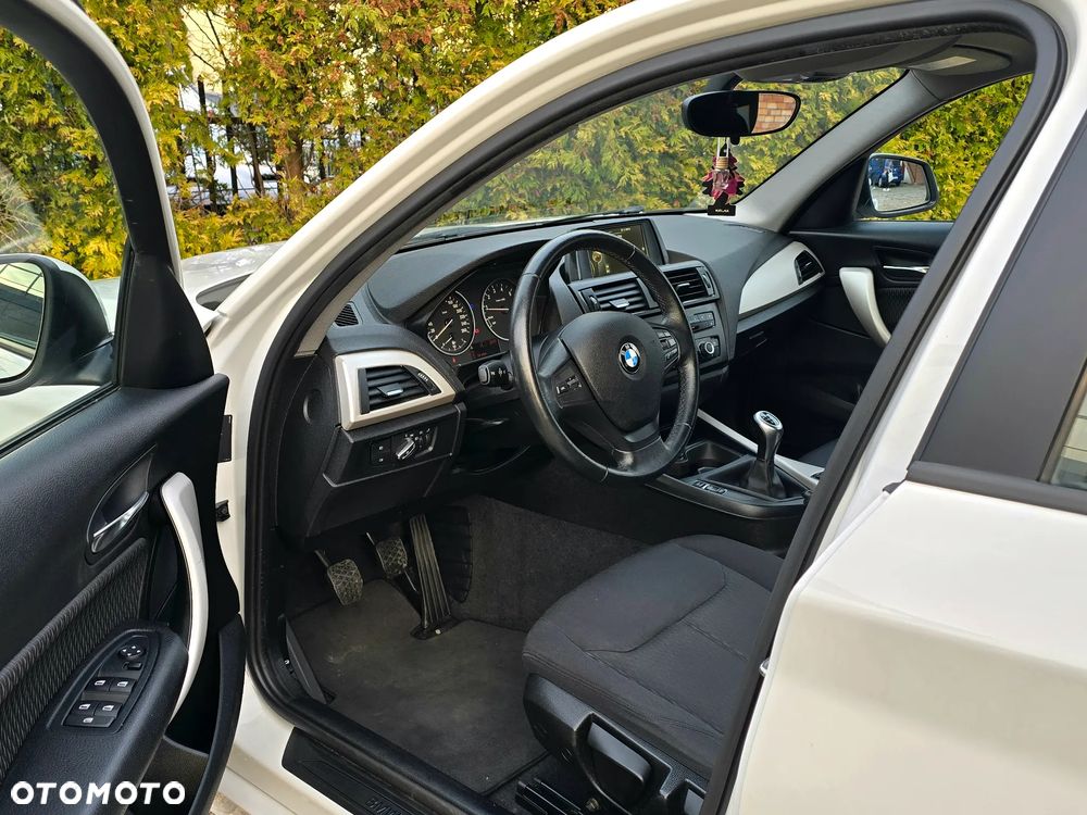 BMW Seria 1 116i - 9