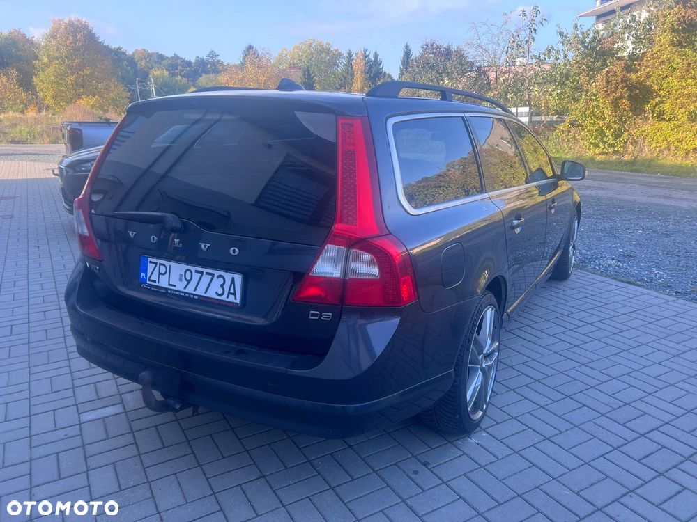 Volvo V70 D3 Geartronic Kinetic - 28