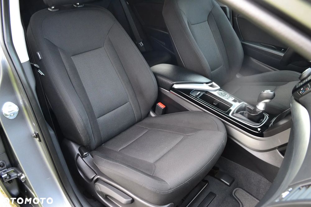 Hyundai i40 2.0 Premium - 34