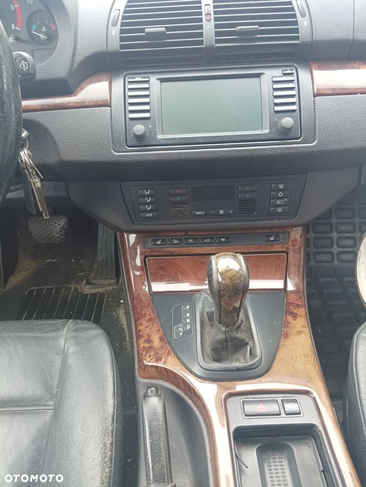 BMW X5 - 5