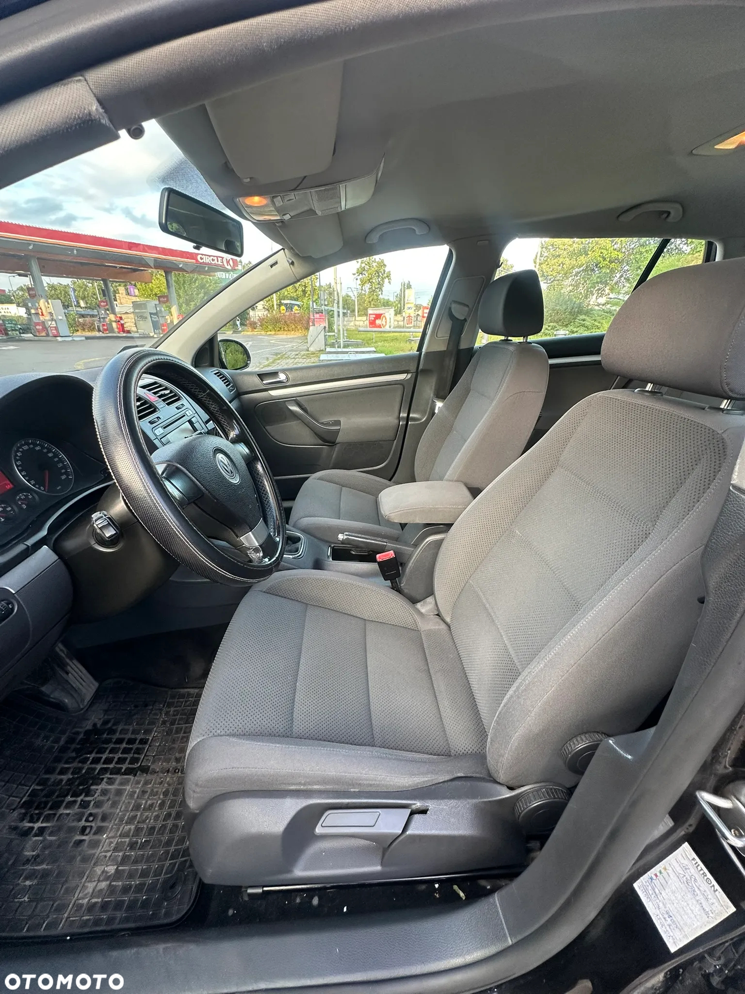 Volkswagen Golf V 1.9 TDI Trendline - 9