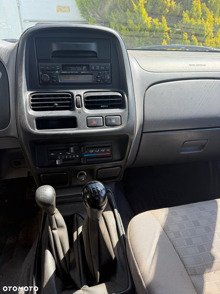 Nissan Navara - 4
