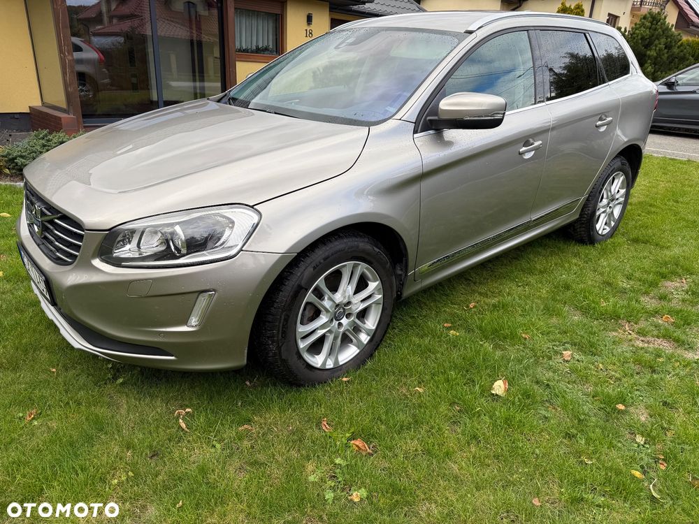 Volvo XC 60 D4 AWD Momentum - 1