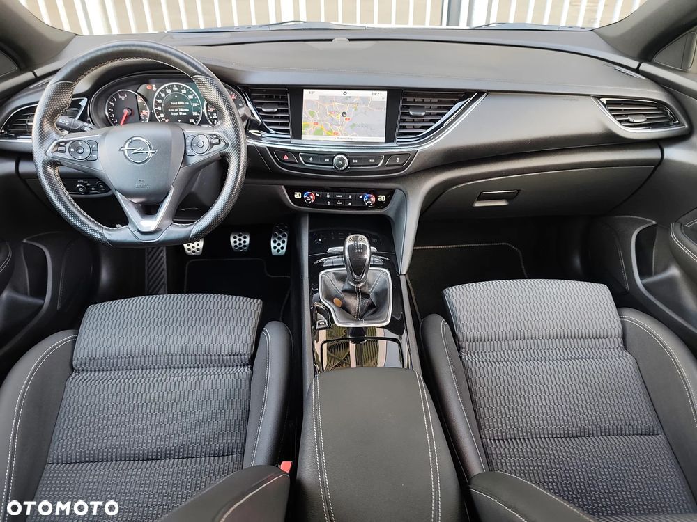 Opel Insignia 1.5 T Innovation S&S - 16