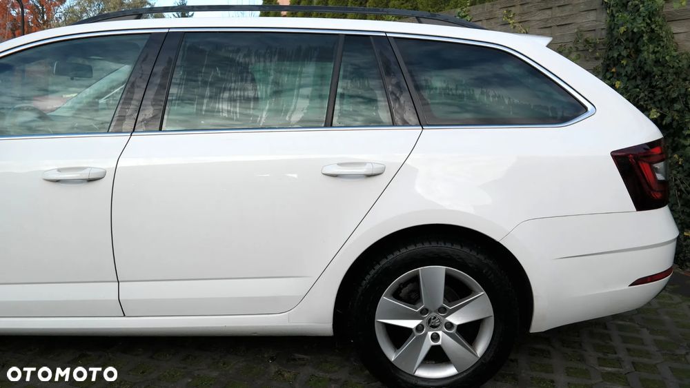 Skoda Octavia 1.4 TSI Ambition - 32