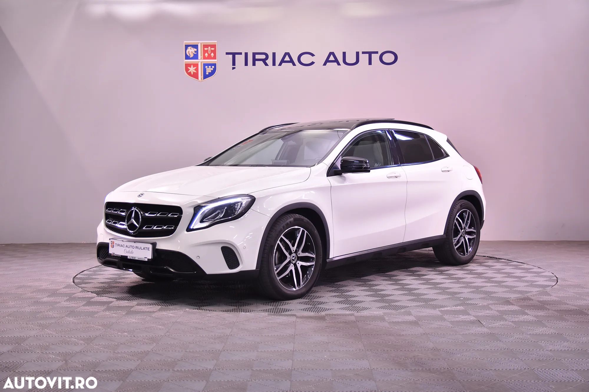 Mercedes-Benz GLA 220 d 4MATIC Aut. - 1