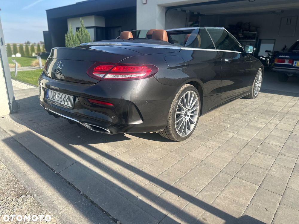 Mercedes-Benz Klasa C 300 9G-TRONIC - 6
