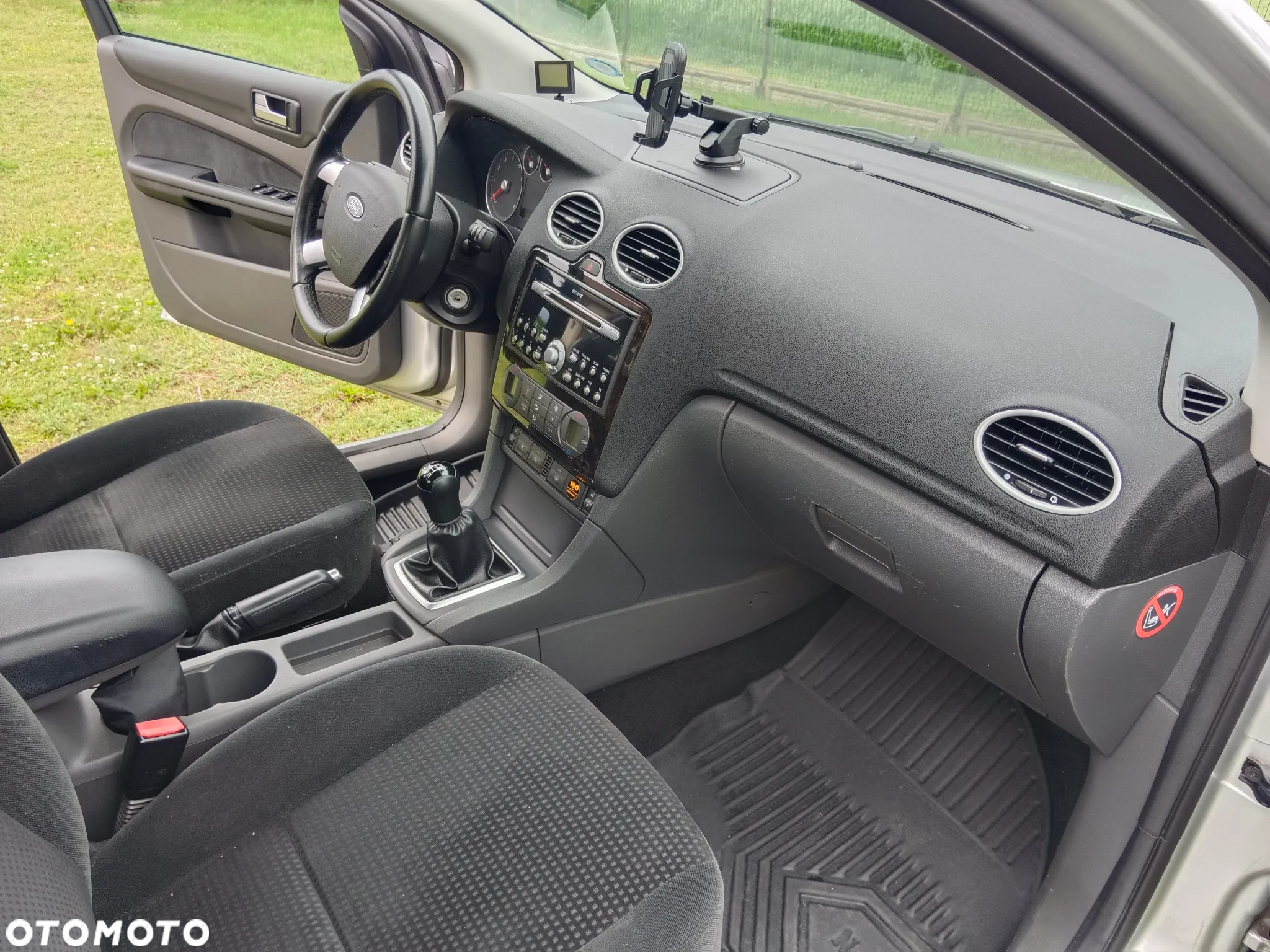 Ford Focus 1.6 Ghia - 15