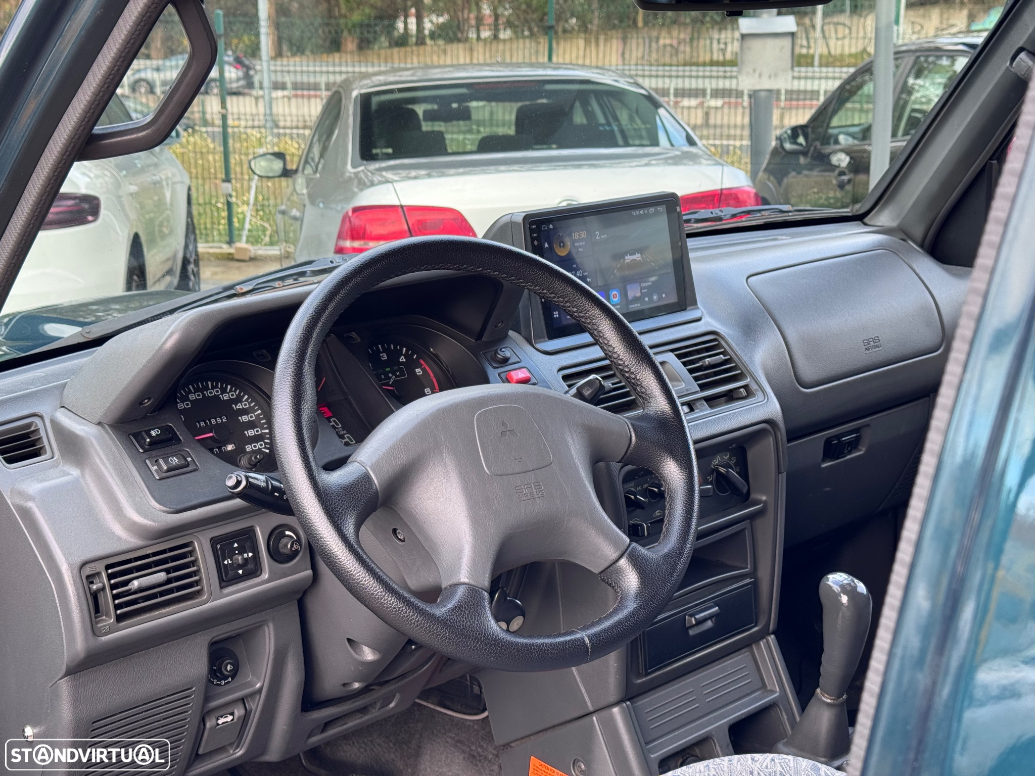 Mitsubishi Pajero 2.8 TD GLS ABS - 9