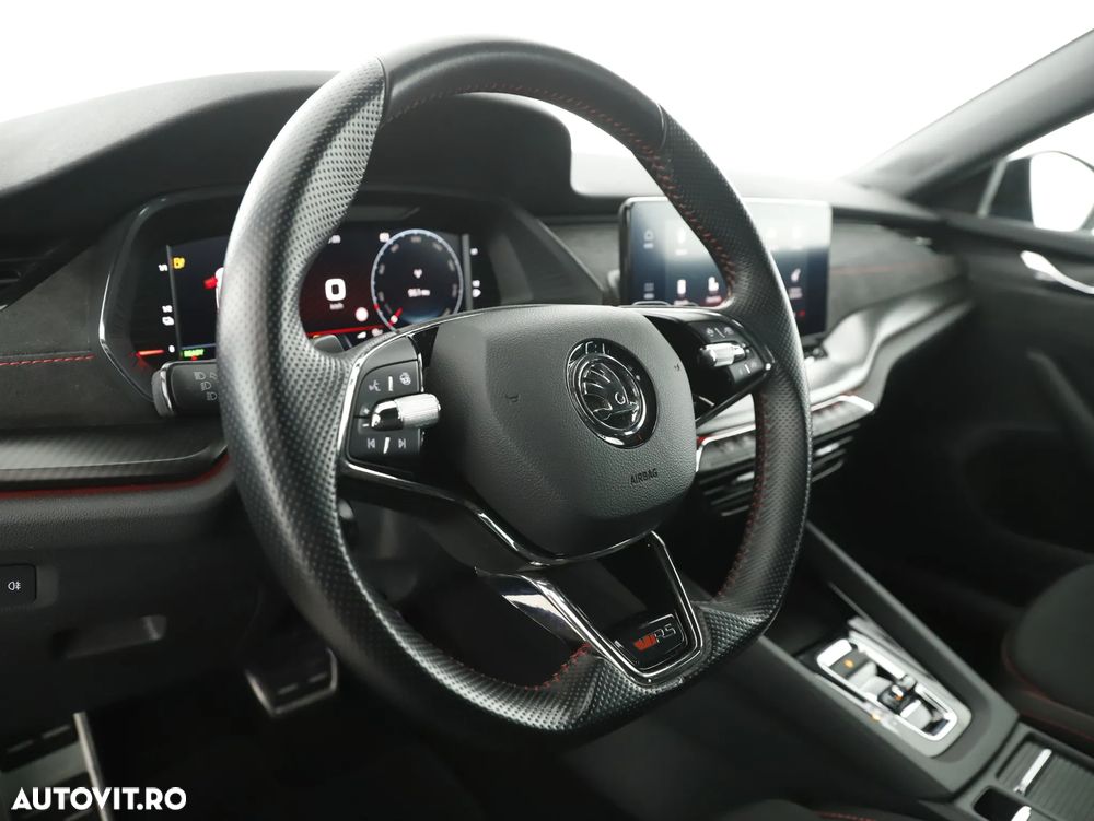 Skoda Octavia Combi 1.4 TSI iV DSG RS - 13