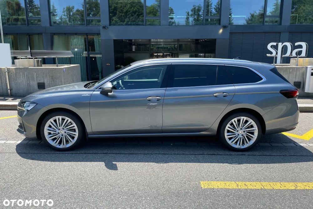 Skoda Superb 2.0 TSI L&K DSG - 4