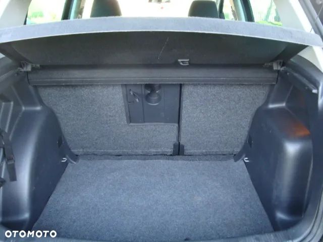 Volkswagen Golf Plus 1.6 TDI DPF Style - 11