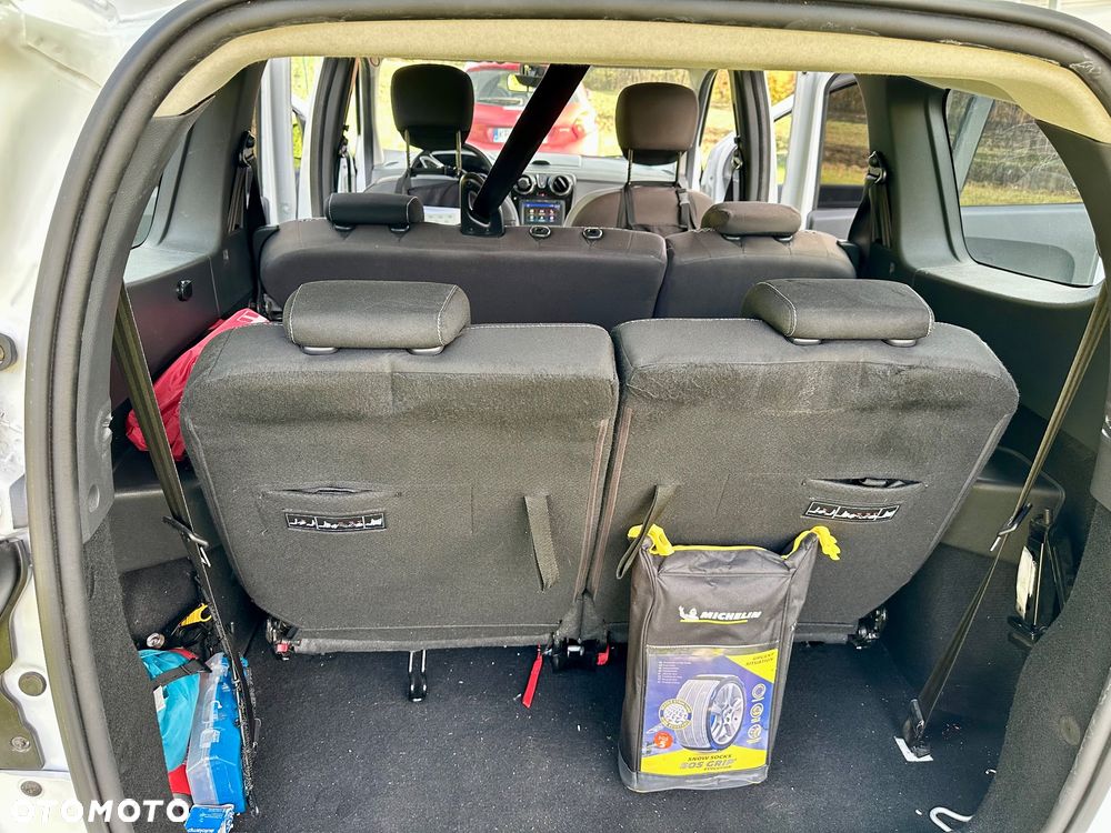 Dacia Lodgy 1.6 SCe Stepway S&S - 17