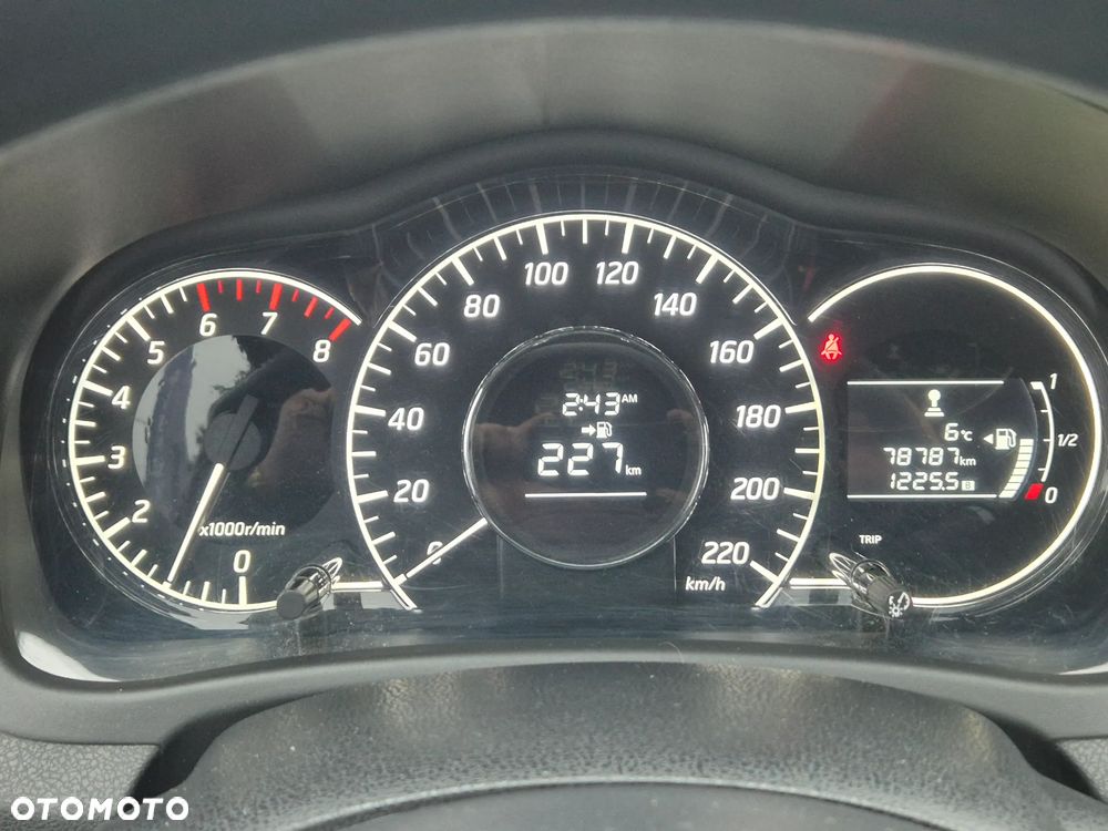 Nissan Note 1.2 Tekna EU6 - 14