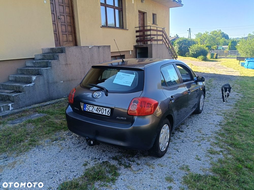 Toyota Auris - 3