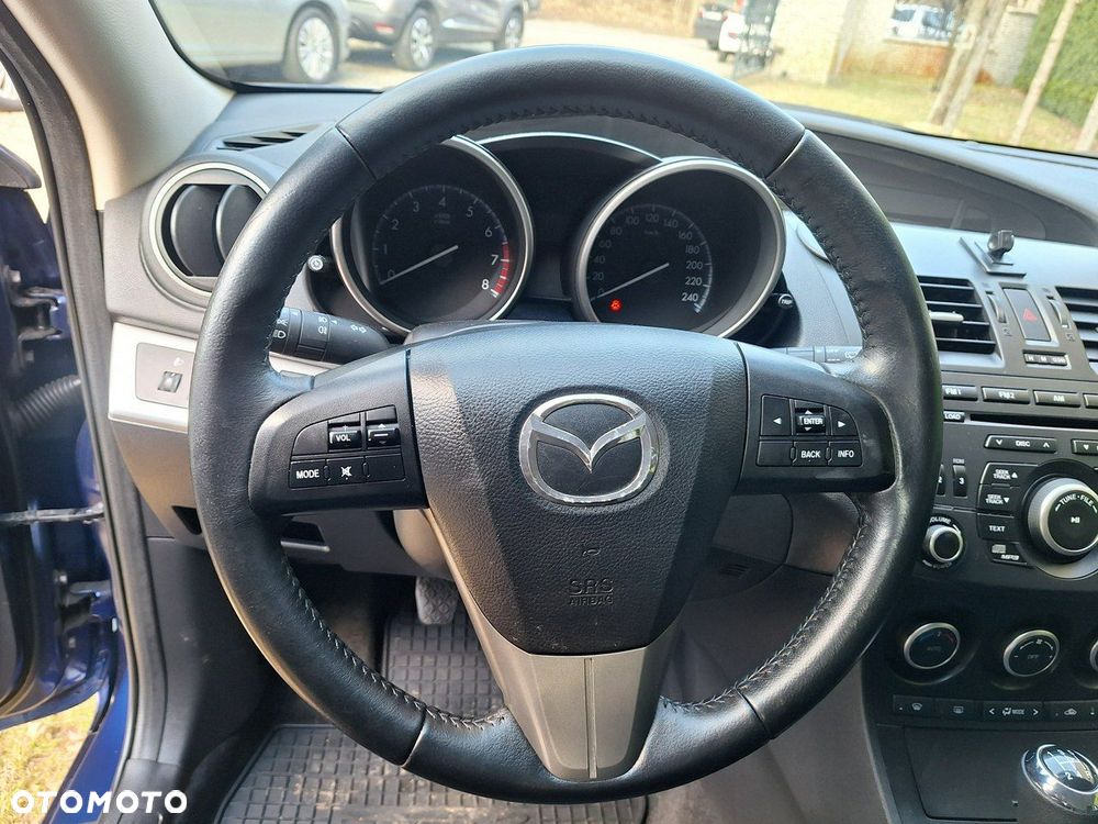 Mazda 3 1.6 Sport Active Plus - 10