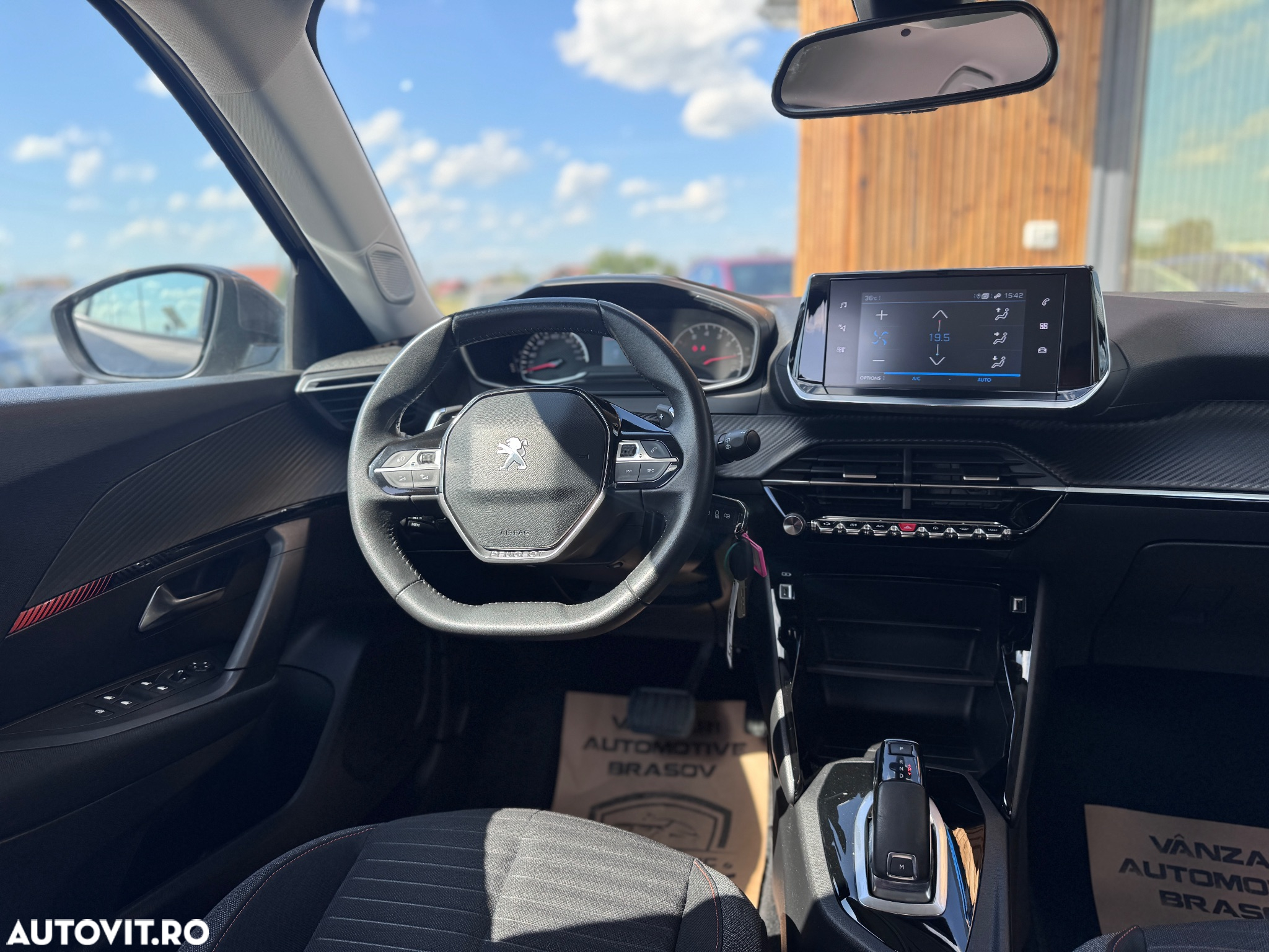 Peugeot 2008 1.2 L PureTech STT EAT8 Active - 10