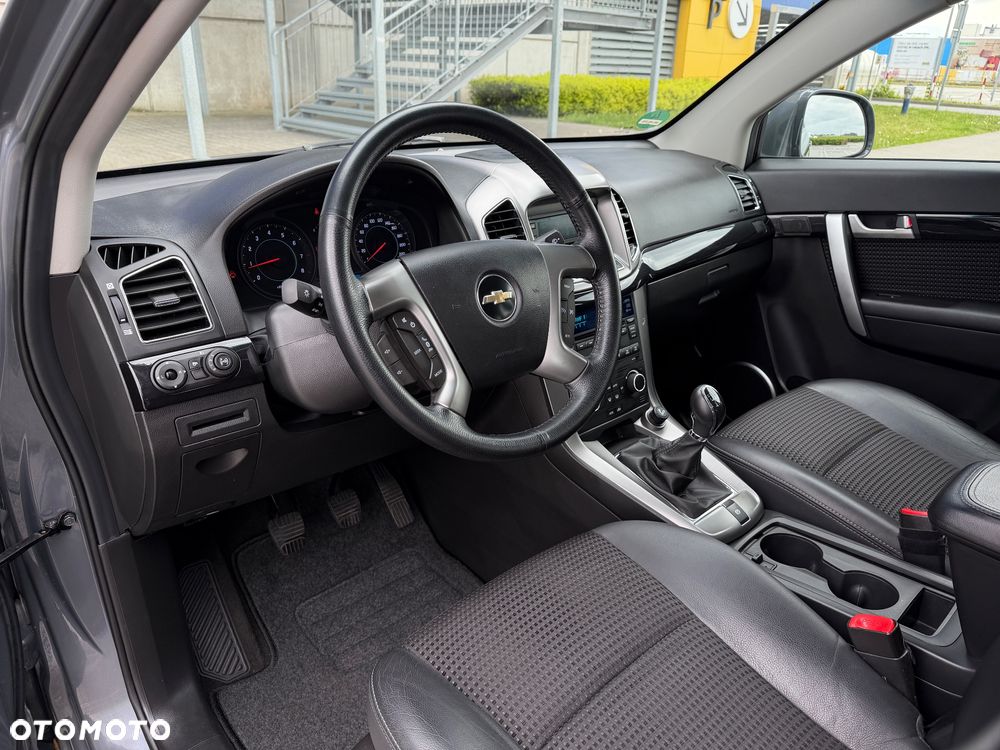 Chevrolet Captiva 2.4 LT - 11