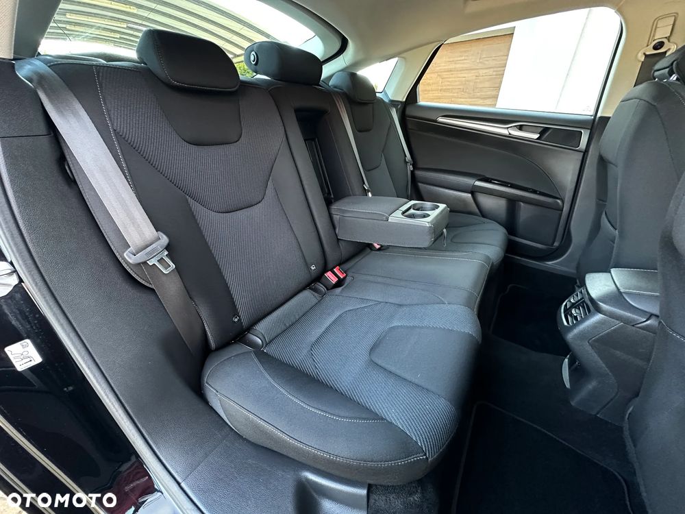 Ford Mondeo - 21