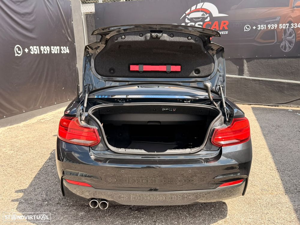 BMW 220 d Cabrio Pack M Auto - 35
