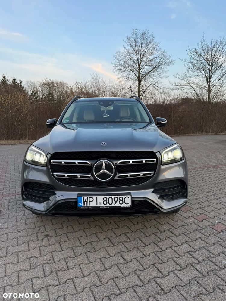 Mercedes-Benz GLS - 30