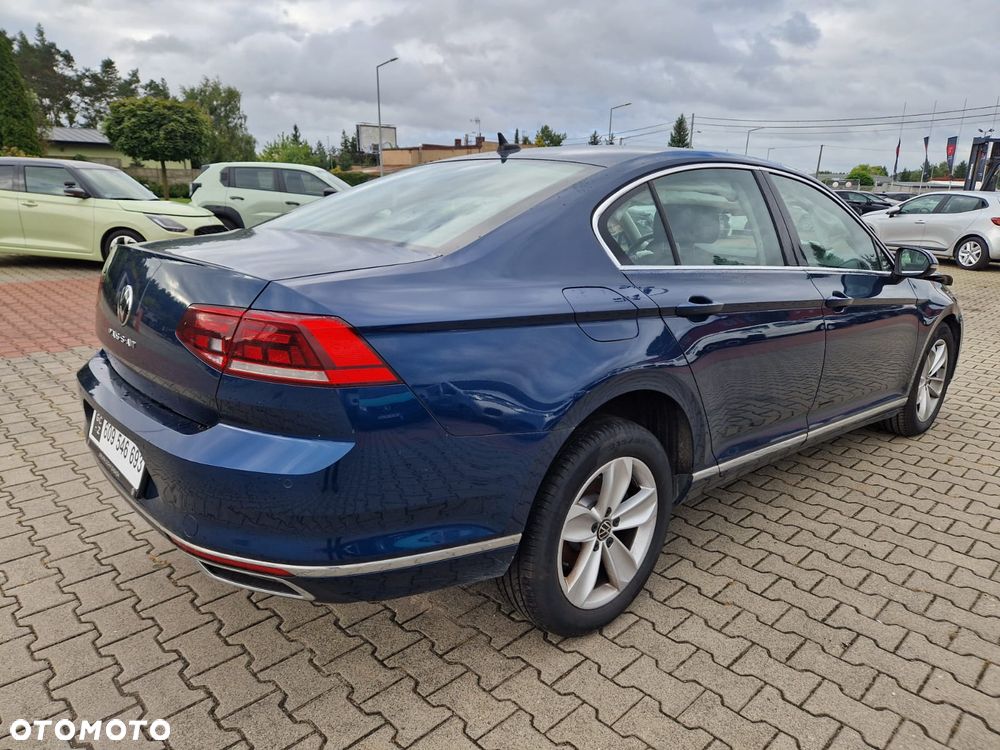 Volkswagen Passat 1.5 TSI EVO Elegance DSG - 1
