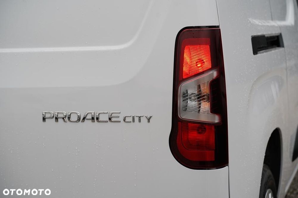 Toyota Proace City 1.5 D-4D Long 2,3t Active - 34