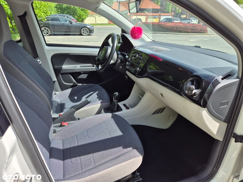 Volkswagen up! BlueMotion Technology move - 14