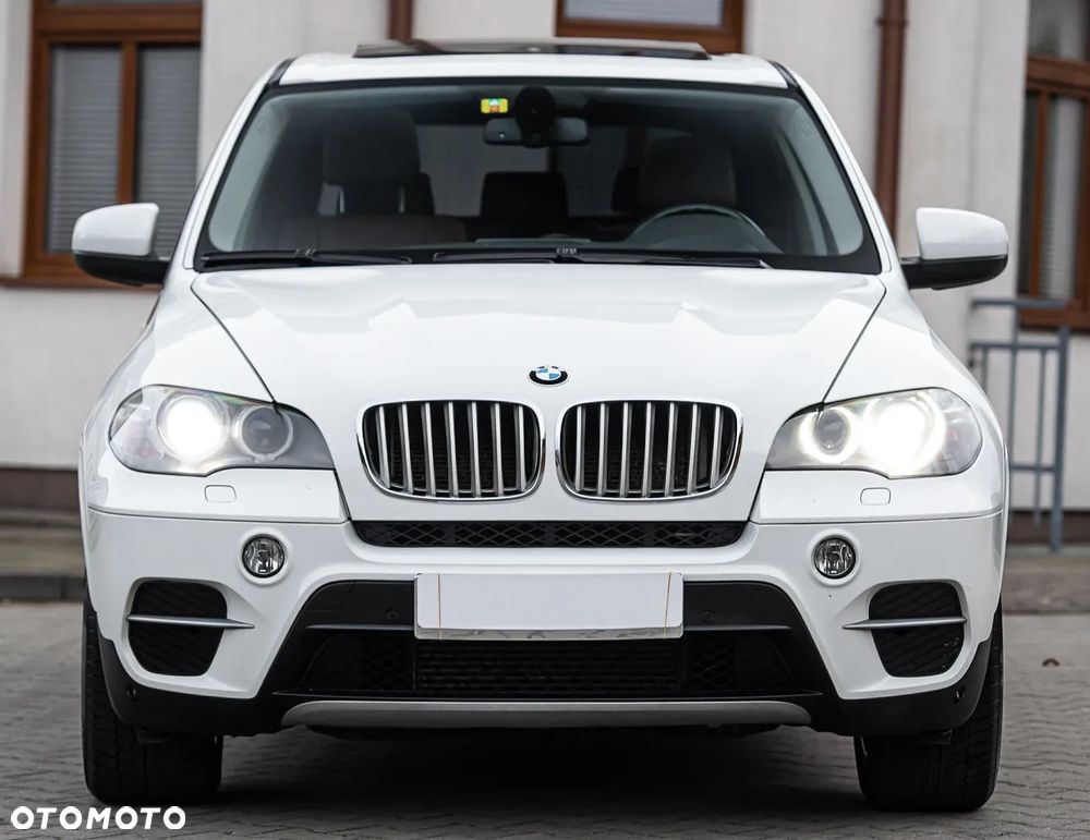 BMW X5 xDrive35i Edition Exclusive - 4